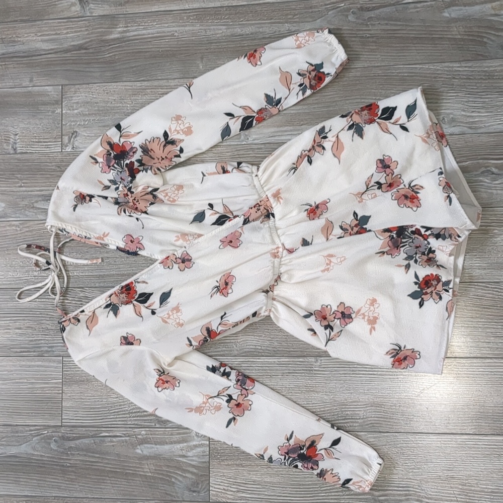 One Clothing Floral Cream Romper XS
